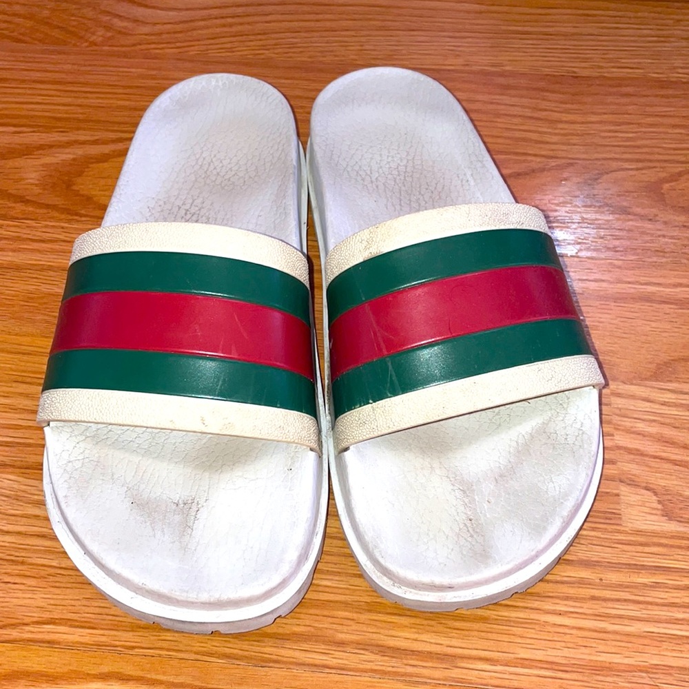 Gucci slides